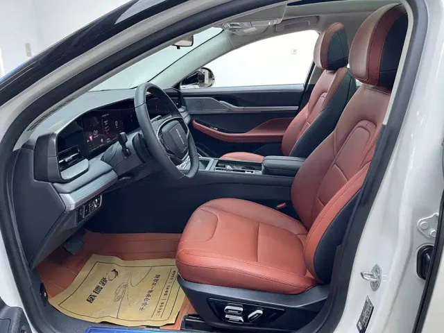 Lincoln Lincoln Z 2025 2.0T Premium Edition — Фото автомобиля 14