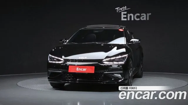 Kia EV6 — Фото автомобиля 3