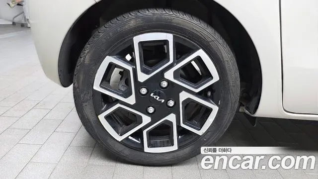 Kia RAY Новый Kia Ray Signature — Фото автомобиля 5
