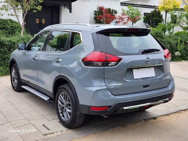 Nissan X-Trail — Фото автомобиля 4