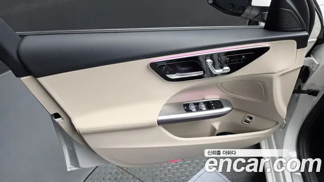 Mercedes-Benz C-Class W206 — Фото автомобиля 13