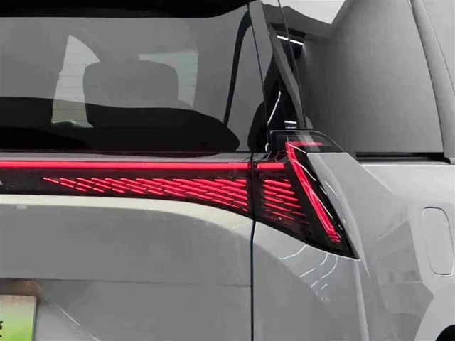 Buick Zhijing Shijia — Фото автомобиля 6