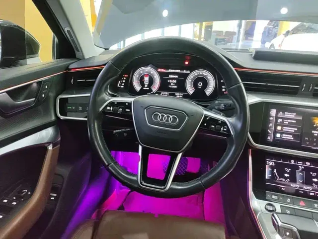 Audi A6L — Фото автомобиля 10
