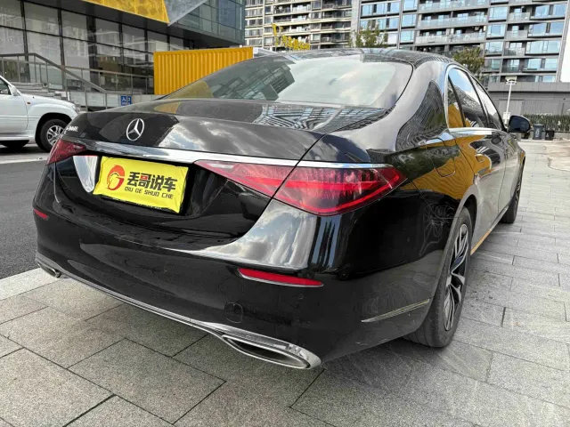 Mercedes-Benz S-Class — Фото автомобиля 2