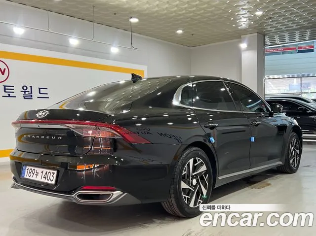 Hyundai Grandeur Grandeur (New) Hybrid — Фото автомобиля 6