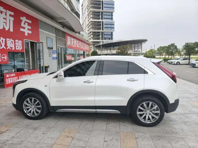 Cadillac XT4 — Фото автомобиля 9