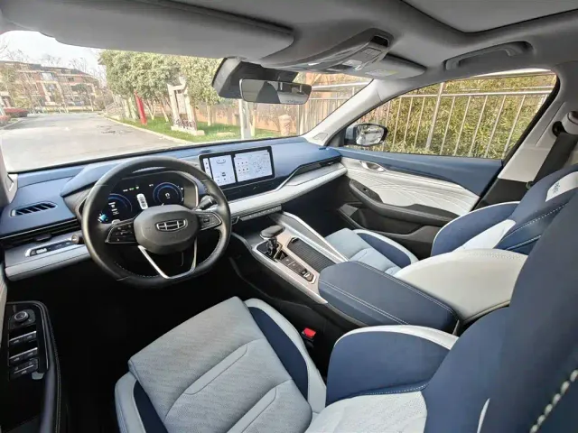Geely Xingrui — Фото автомобиля 6