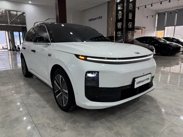 Li Auto L6 — Фото автомобиля 2