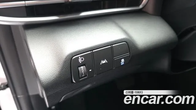 Hyundai AVANTE Avante (CN7) — Фото автомобиля 17