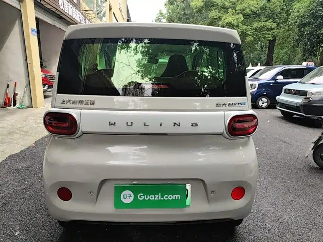 Wuling Hongguang Mini EV — Фото автомобиля 5