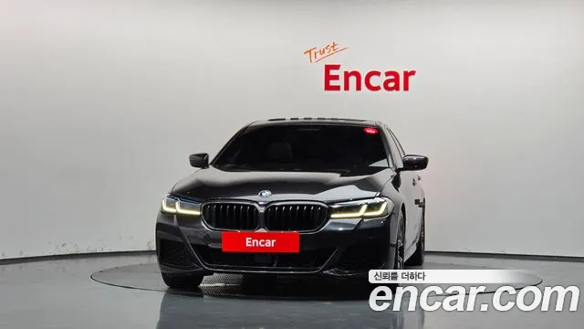BMW 5 Series G30 — Фото автомобиля 3