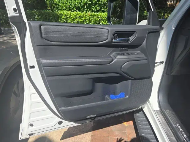 Toyota Prado — Фото автомобиля 7