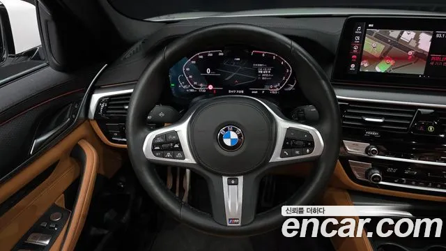BMW 5 Series G30 — Фото автомобиля 19