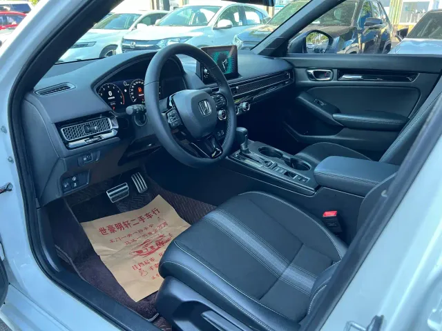 Honda Civic — Фото автомобиля 5