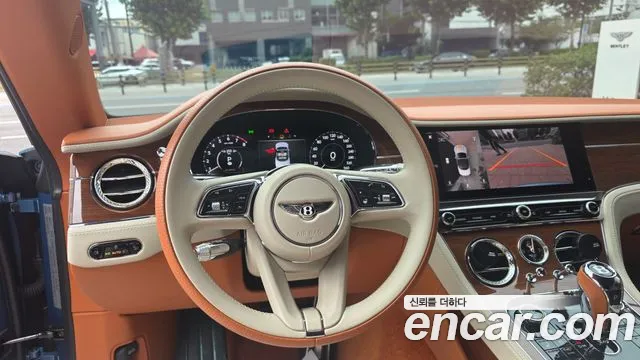 Bentley Continental — Фото автомобиля 9