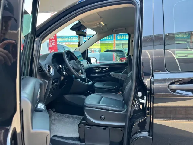 Mercedes-Benz Vito — Фото автомобиля 7