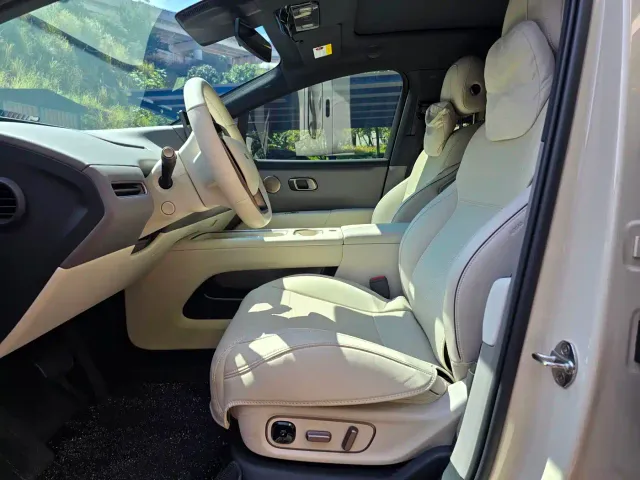 Li Auto i6 — Фото автомобиля 10