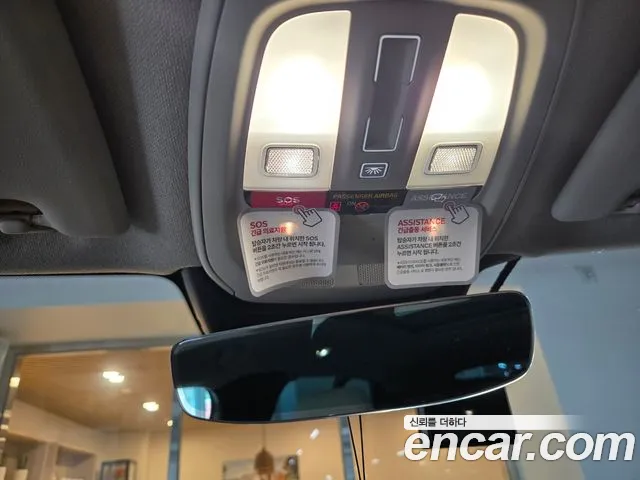 Volvo XC40 — Фото автомобиля 15
