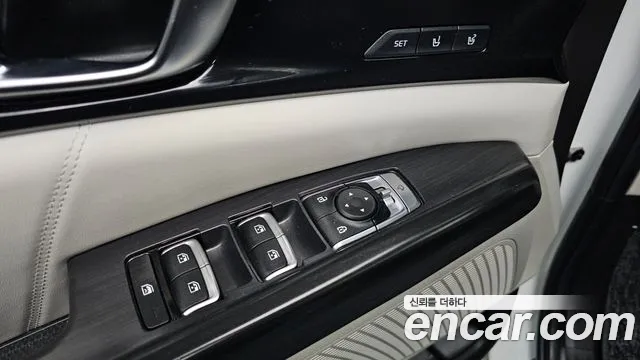 Kia Canival Carnival 4 поколение Дизель 7 мест Signature — Фото автомобиля 11
