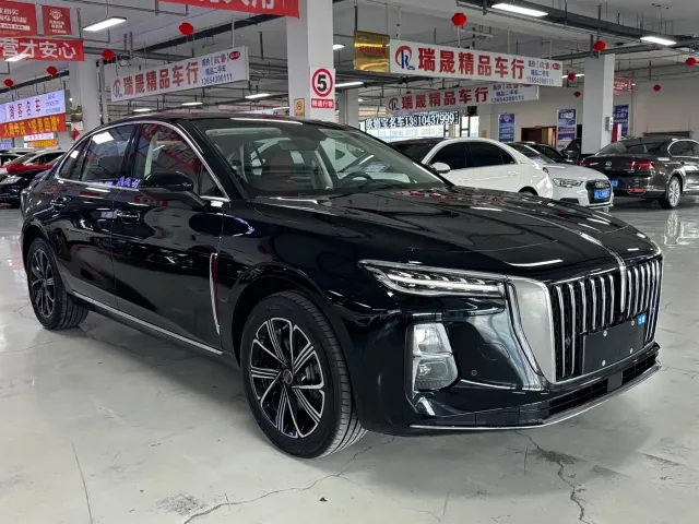 Hongqi H5 PHEV — Фото автомобиля 3