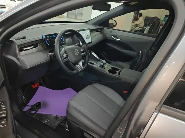BYD Qin PLUS — Фото автомобиля 14