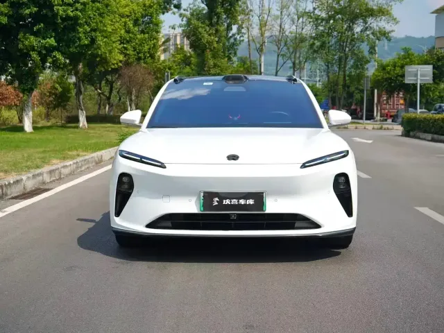 Nio ET5 Touring — Фото автомобиля 2