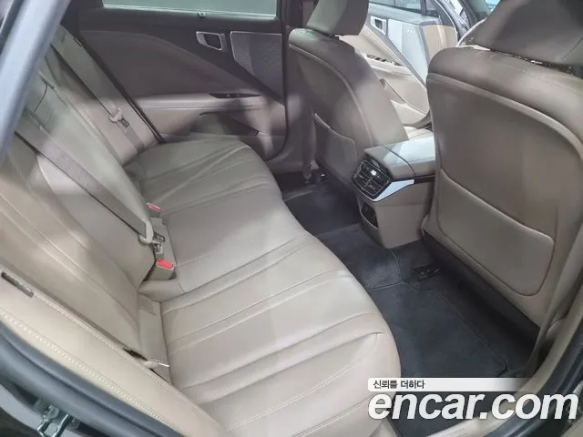 Kia K8 Hybrid — Фото автомобиля 19