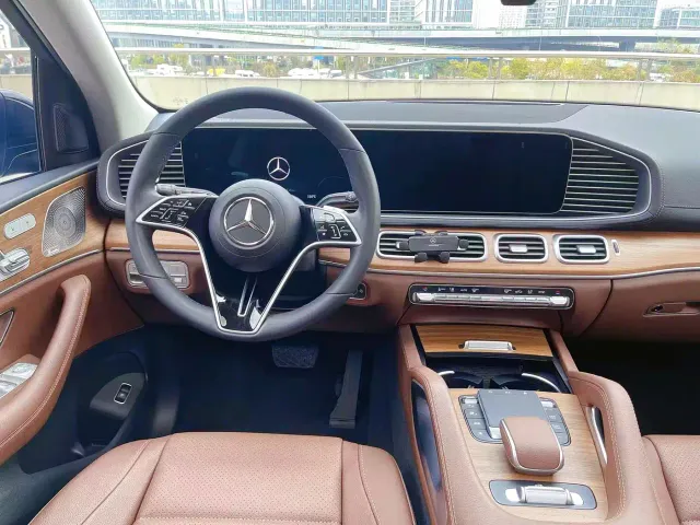 Mercedes-Benz GLE-Class — Фото автомобиля 15