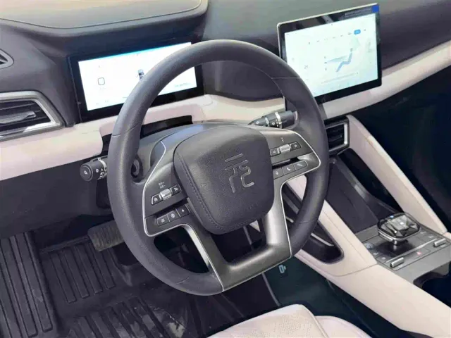 BYD Yuan UP — Фото автомобиля 15