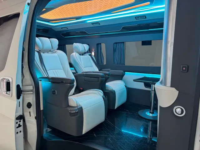 Toyota HIACE — Фото автомобиля 9