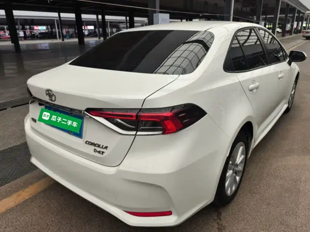 Toyota Corolla — Фото автомобиля 4