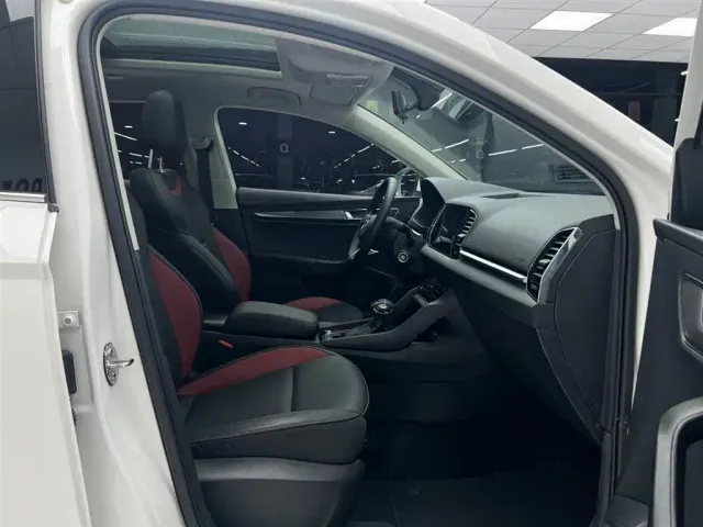 Skoda Karoq — Фото автомобиля 10