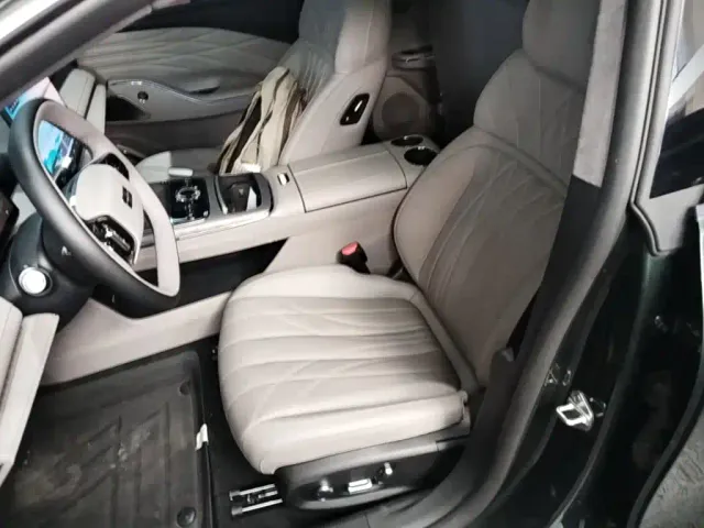 Geely Galaxy Xingyao 8 — Фото автомобиля 14