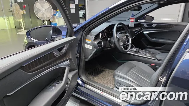 Audi A6 C8 — Фото автомобиля 15