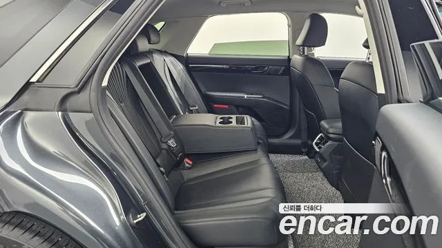 Hyundai Grandeur GN7 — Фото автомобиля 18