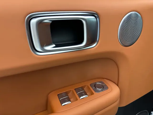 Li Auto Li Auto L6 2024 Pro — Фото автомобиля 8