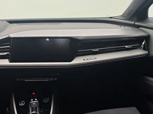 Audi Q5 e-tron — Фото автомобиля 26