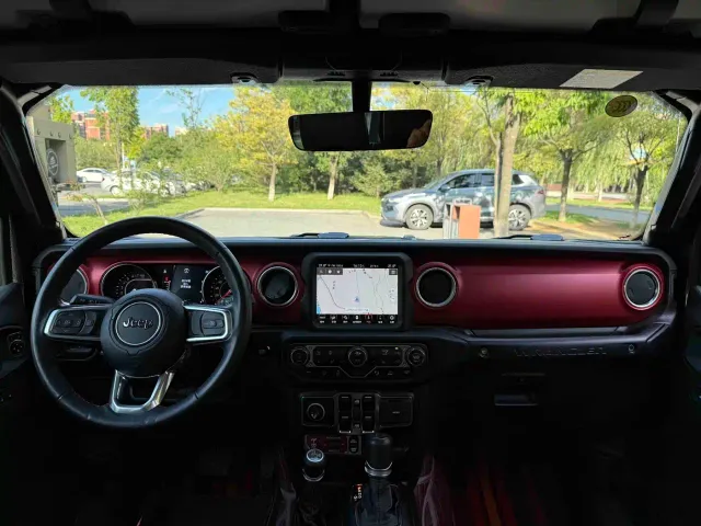Jeep Wrangler — Фото автомобиля 7
