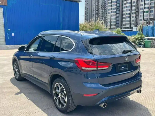 BMW X1 — Фото автомобиля 4
