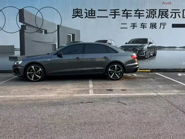 Audi A4L — Фото автомобиля 4
