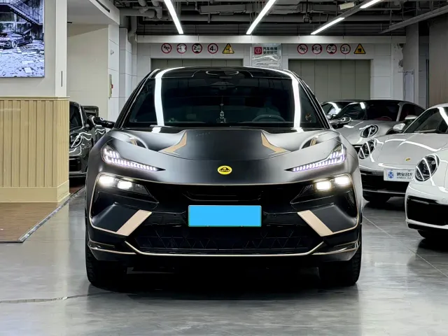 Lotus Eletre — Фото автомобиля 2