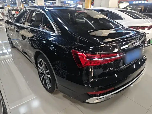 Audi A6L — Фото автомобиля 4
