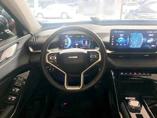 Haval H6 — Фото автомобиля 10