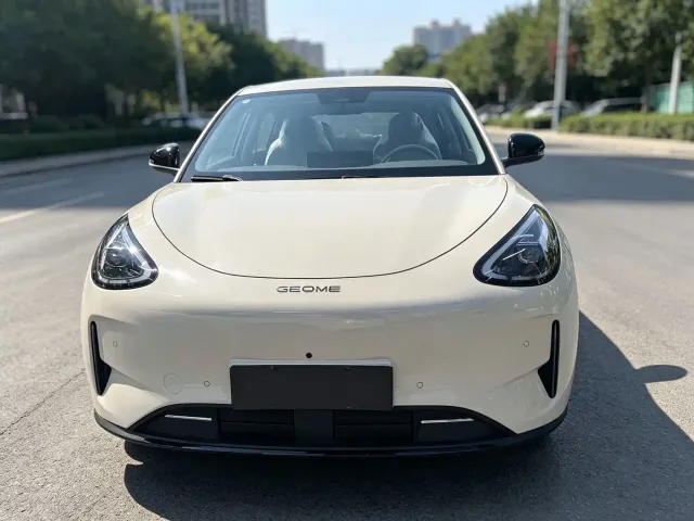 Geely Starry Wish — Фото автомобиля 2