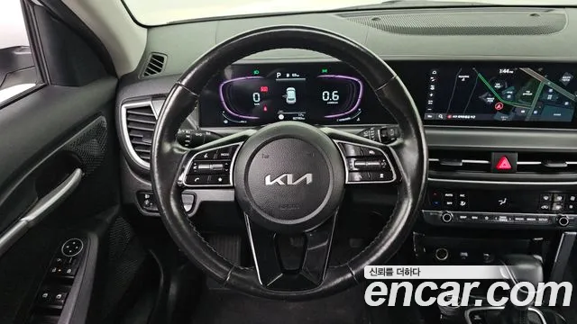 Kia Seltos New — Фото автомобиля 19