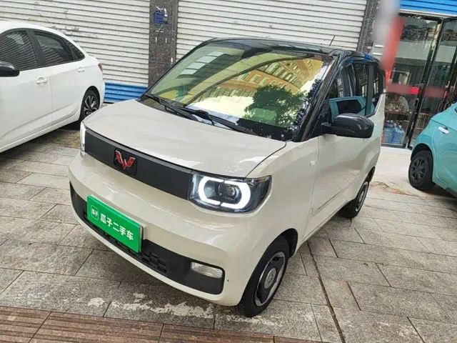 Фотография автомобиля — Wuling Hongguang Mini EV
