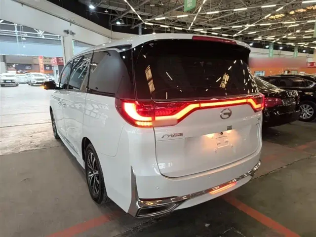 GAC Trumpchi M8 — Фото автомобиля 4