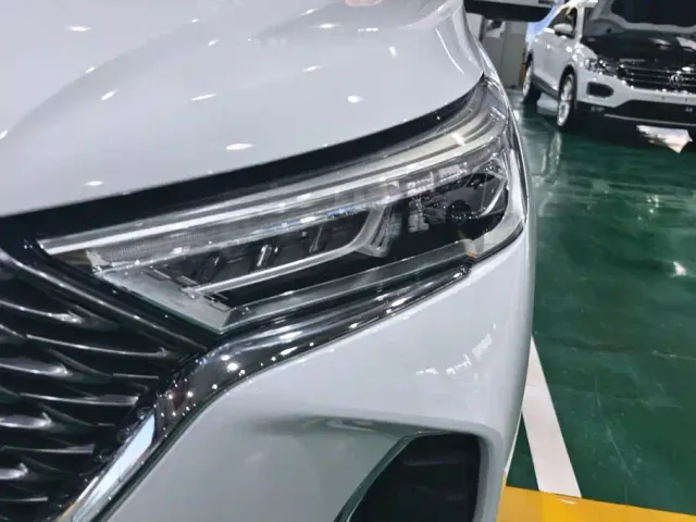 Haval M6 — Фото автомобиля 5