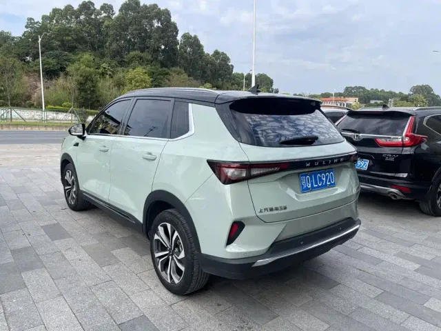 Wuling Asta — Фото автомобиля 7