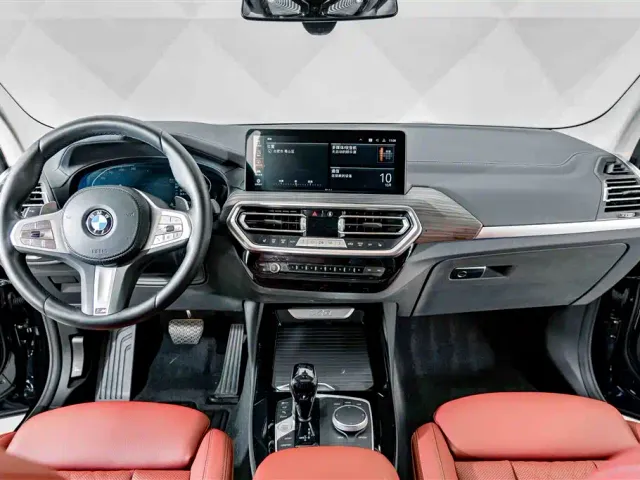 BMW X3 — Фото автомобиля 12
